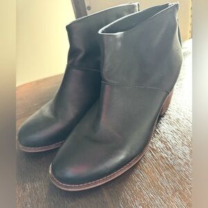 Women’s Toms black bootie. Size 8.5